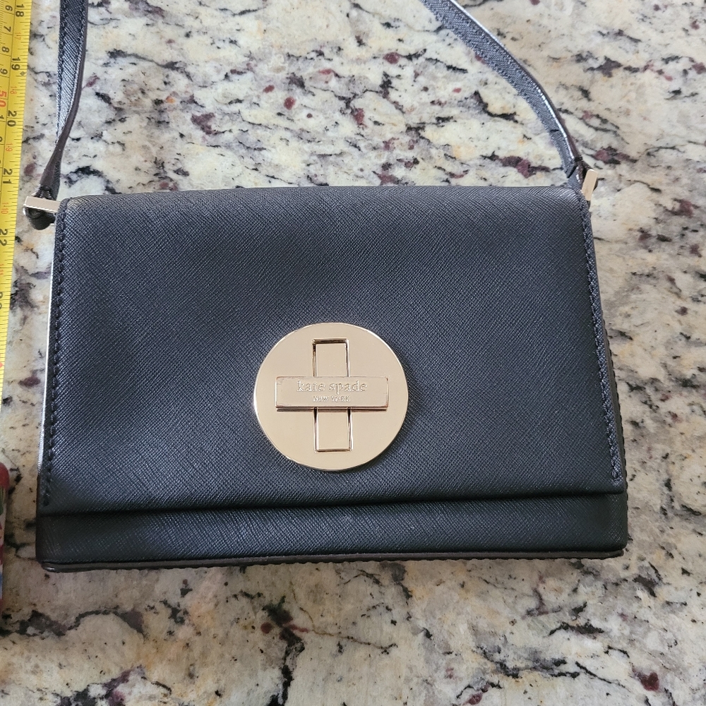 kate spade ♠️ 8"x5" shoulder bag